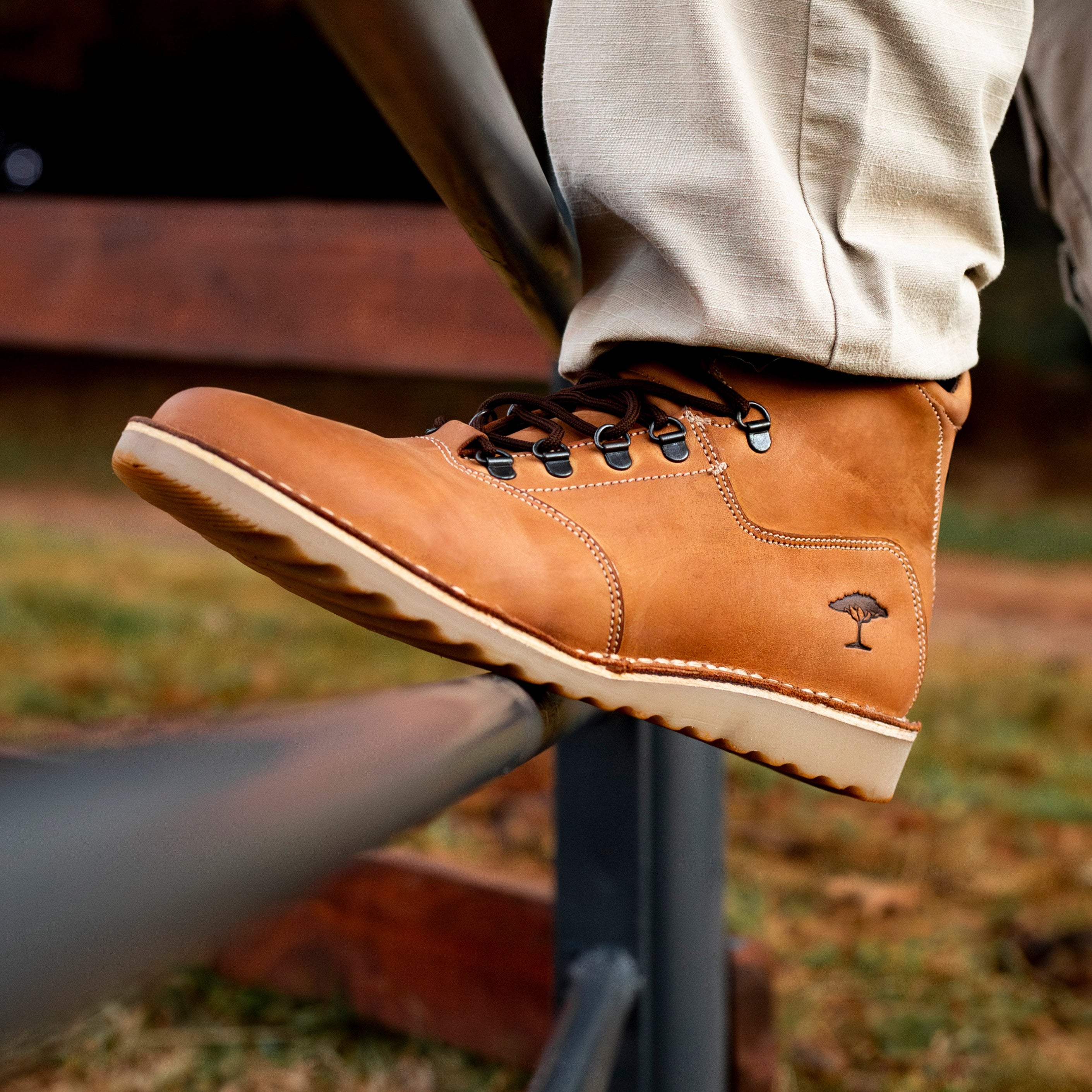 PArkas durable leather boot in tan